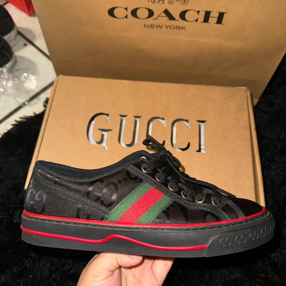 Women’s Gucci Off The Grid Sneakers - Picture 4 of 6